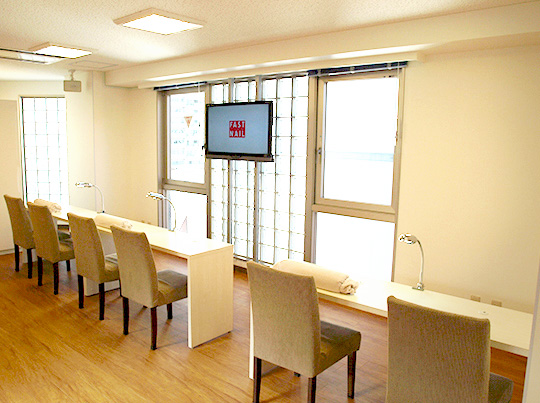 FASTNAIL 高田馬場店のサロンの様子