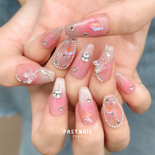 ちゅるちゅるのバレリーナネイル